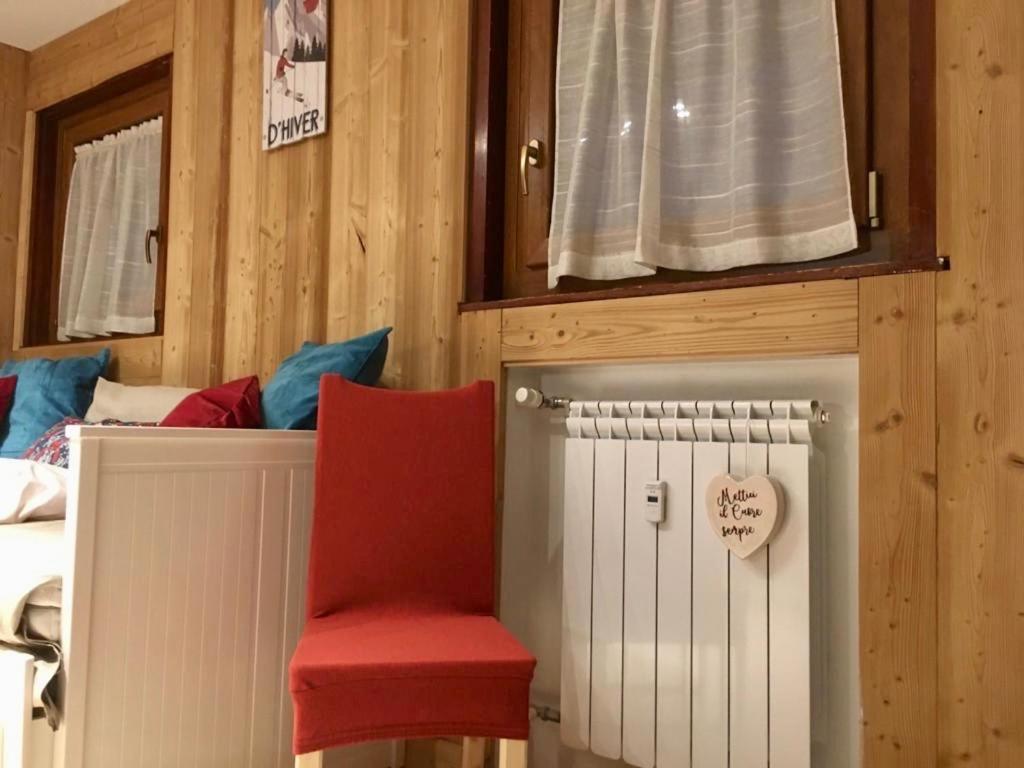 Ferienwohnung Aroma Di Legno E Profumo Di Neve Breuil-Cervinia Exterior foto