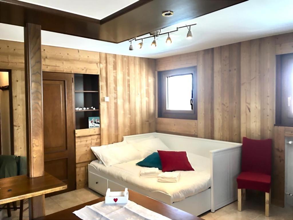 Ferienwohnung Aroma Di Legno E Profumo Di Neve Breuil-Cervinia Exterior foto