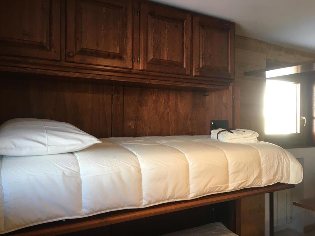 Ferienwohnung Aroma Di Legno E Profumo Di Neve Breuil-Cervinia Exterior foto