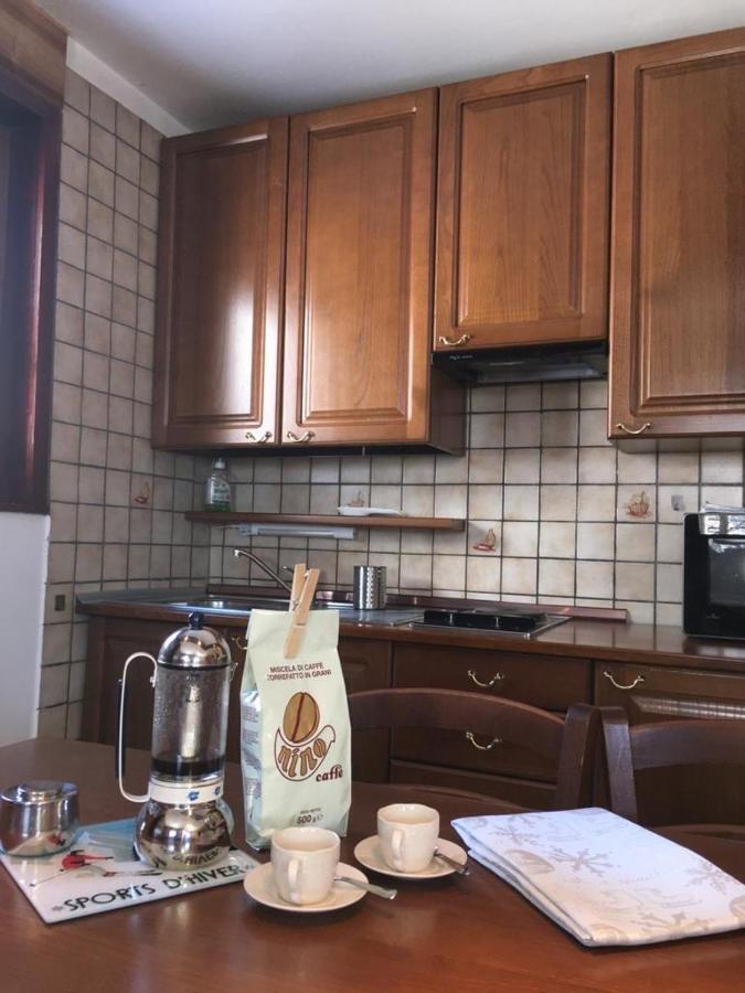 Ferienwohnung Aroma Di Legno E Profumo Di Neve Breuil-Cervinia Exterior foto