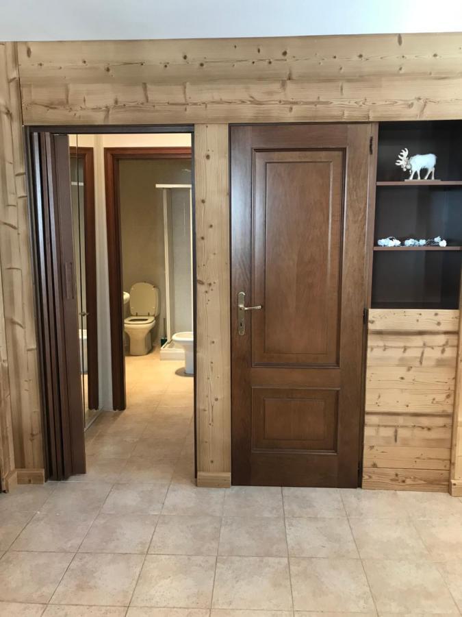 Ferienwohnung Aroma Di Legno E Profumo Di Neve Breuil-Cervinia Exterior foto
